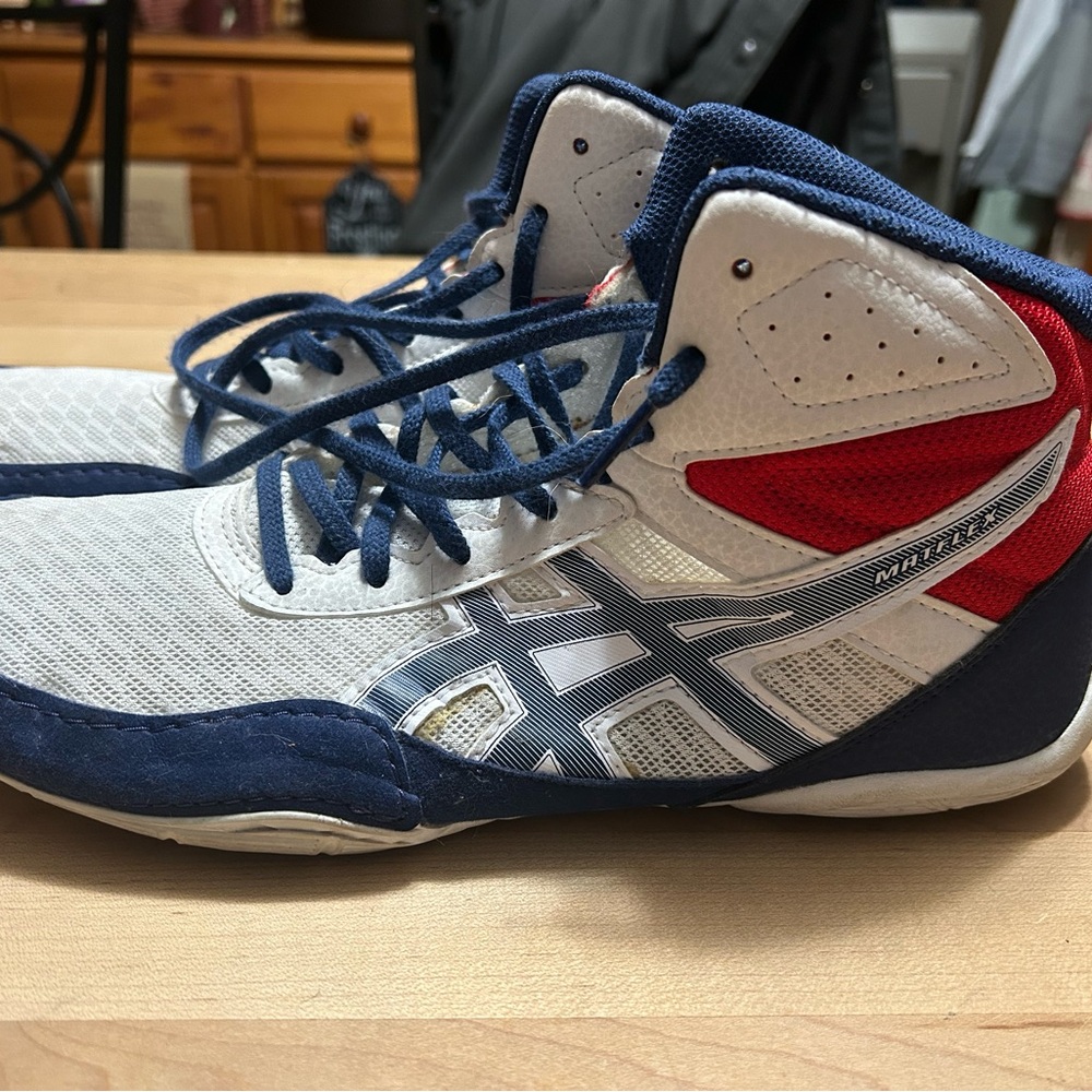 ASICS Men's Athletic Wrestling Shoes - White, Navy, and Red